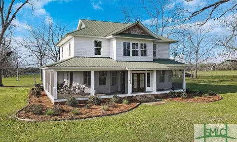 449 Ritch Church Rd, Screven, GA 31560
