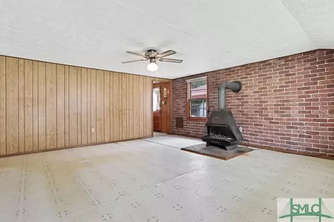 207 3rd St, Rincon, GA 31326 photo 2