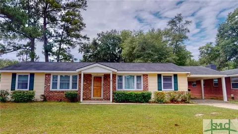 17 Silverstone Cir, Savannah, GA 31406