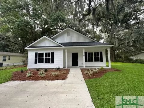 41 Pocahontas Rd, Midway, GA 31320