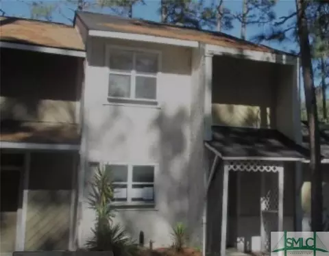 140 Freedom Ct #J, Hinesville, GA 31313
