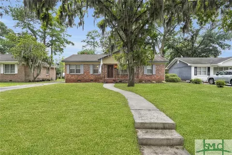 2017 Speir St, Savannah, GA 31406