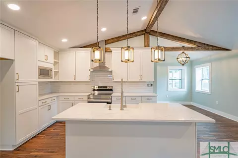 303 E 7th St, Rincon, GA 31326 photo 8