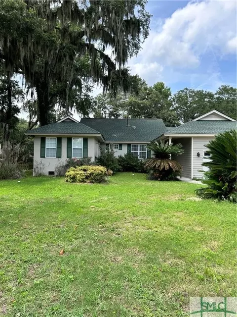 618 Whippoorwill Rd, Savannah, GA 31410