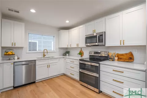 308 E 60th St, Savannah, GA 31405 photo 10