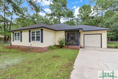 426 Cartertown Rd, Richmond Hill, GA 31324
