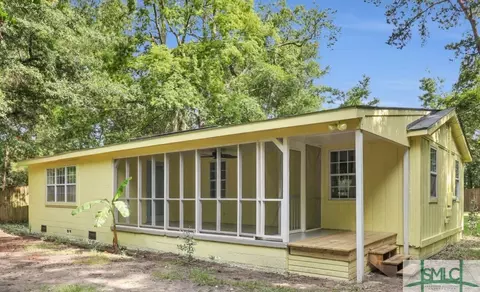 2305 Shaw Ave #1/2 A, Garden City, GA 31408