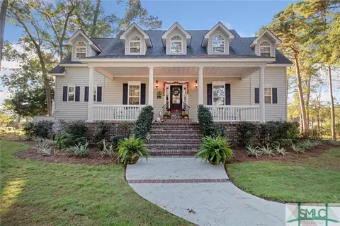 444 Waterford Landing Rd, Richmond Hill, GA 31324