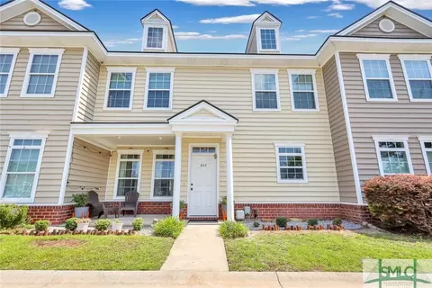 605 Atkinson Dr, Hinesville, GA 31313