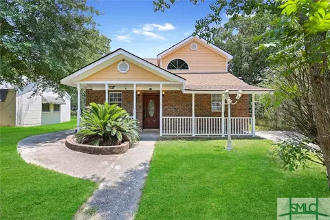 918 Googe St, Savannah, GA 31415