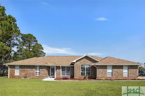 1840 Lawnwoods Dr, Hinesville, GA 31313