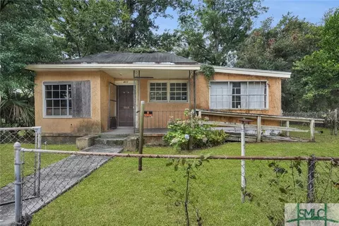 411 W 55th St, Savannah, GA 31405