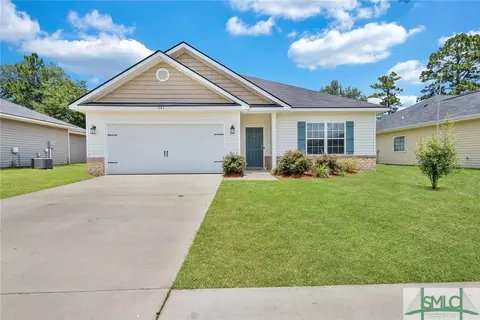 341 Alcott Cir, Hinesville, GA 31313