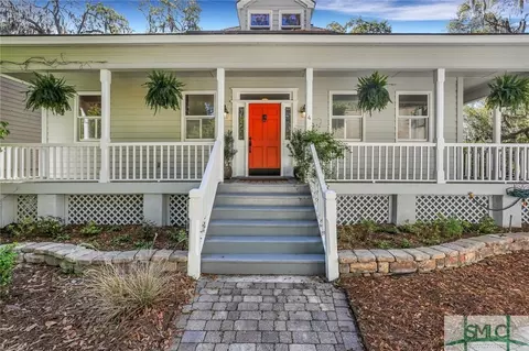 4 Schroeder Ct, Savannah, GA 31411