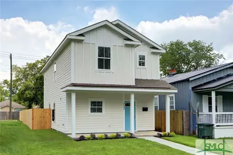 732 E Waldburg St, Savannah, GA 31401