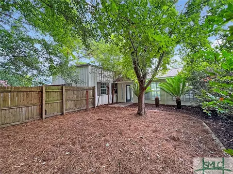 402 W 3rd St, Springfield, GA 31329 photo 48