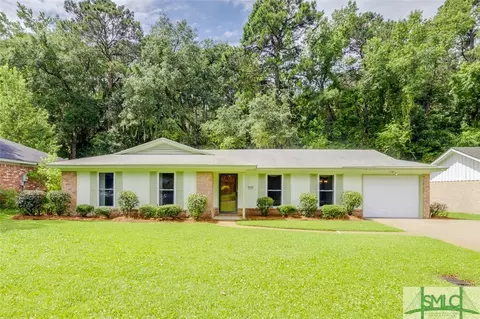 113 E Welwood Dr, Savannah, GA 31419