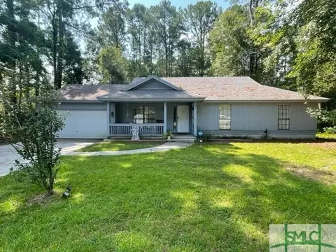 21 Quail Rd, Richmond Hill, GA 31324