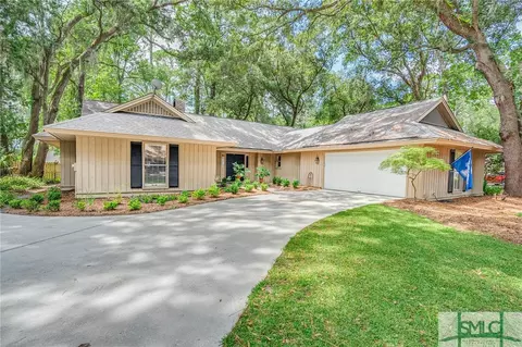 2 Howley Ln, Savannah, GA 31411