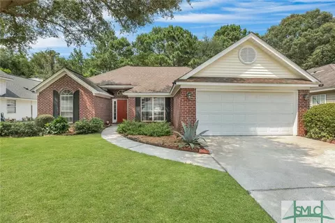 107 Chapel Dr, Savannah, GA 31406