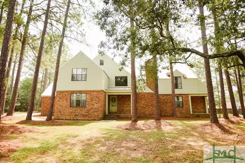 276 Mcdilda Dr, Lyons, GA 30436