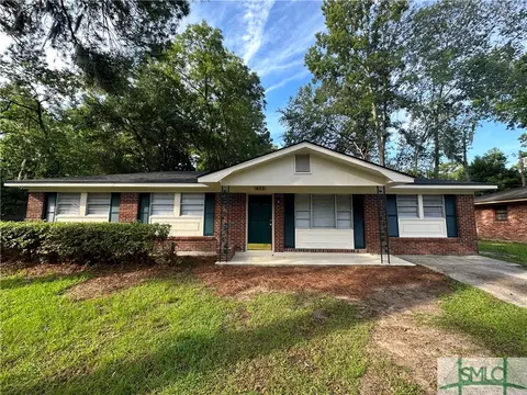 415 Woodcliff Dr, Savannah, GA 31406