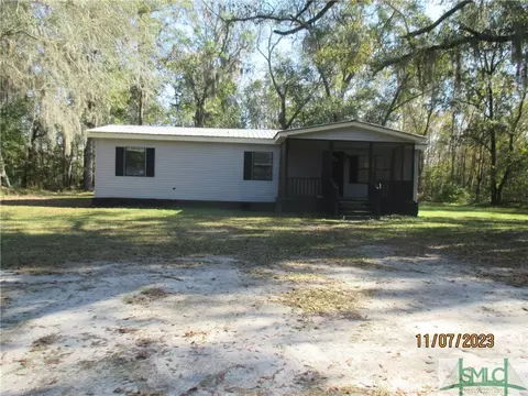 248 Howard Rd NE, Hinesville, GA 31313