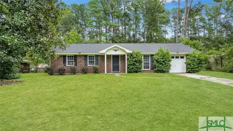419 Sandpiper Rd, Richmond Hill, GA 31324