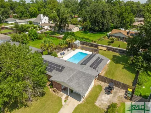 3220 Oakwood Dr, Savannah, GA 31404