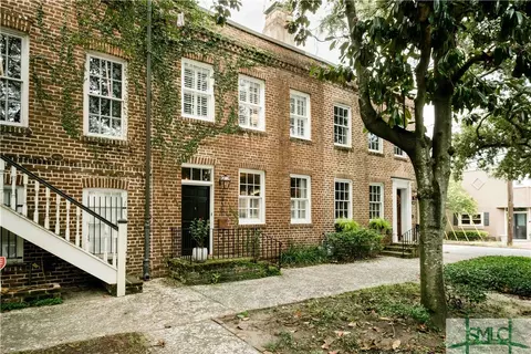 420 E Jones St, Savannah, GA 31401
