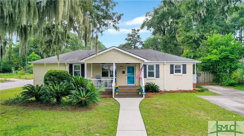 1851 Cokesbury Dr, Savannah, GA 31406