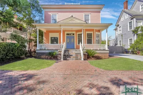 114 E 31st St, Savannah, GA 31401