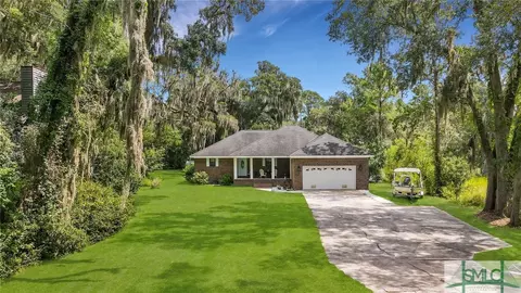 120 Pinetree Rd, Midway, GA 31320