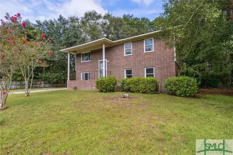 14 Dogwood St, Hinesville, GA 31313
