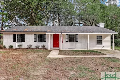 132 Holiday Dr, Savannah, GA 31419