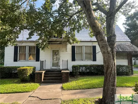 1201 NE 36th St, Savannah, GA 31404