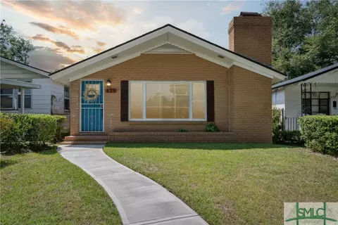 625 W 46th St, Savannah, GA 31405