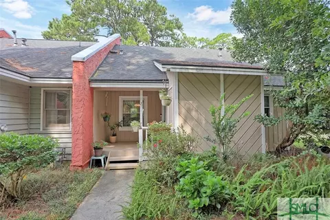 27 Navigator Ln, Savannah, GA 31410