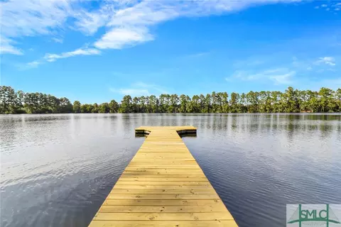 44 Lake No No Rd N, Midway, GA 31320