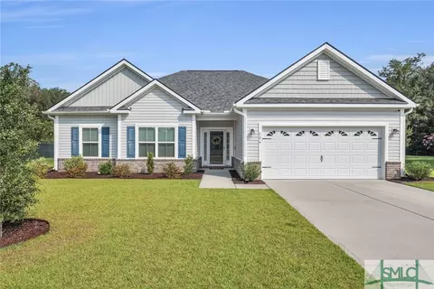 126 Minning Loop, Richmond Hill, GA 31324