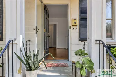 332 E 56th St, Savannah, GA 31405 photo 3