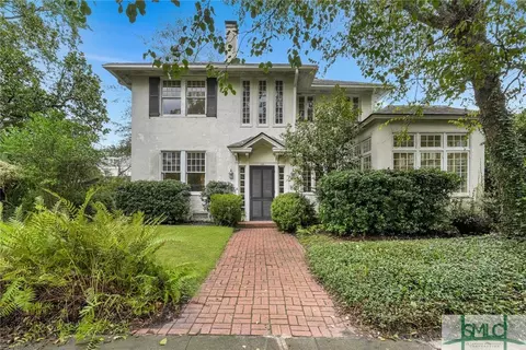 106 E 48th St, Savannah, GA 31405