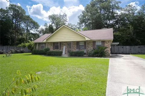 720 Little John Dr, Hinesville, GA 31313