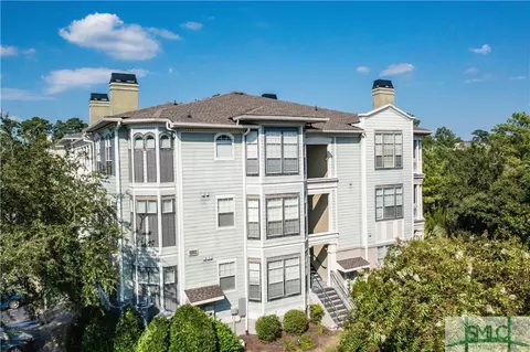2233 Whitemarsh Way, Savannah, GA 31410