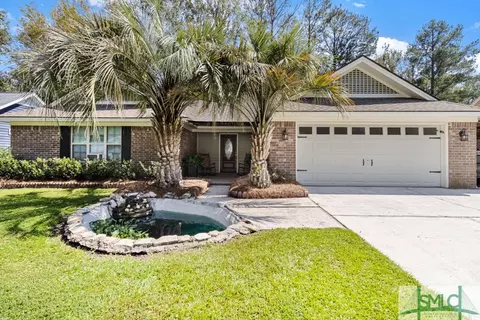 381 Boyd Dr, Richmond Hill, GA 31324