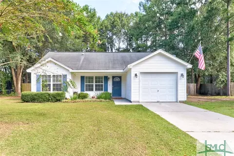 105 Knotty Pine Cir, Springfield, GA 31329