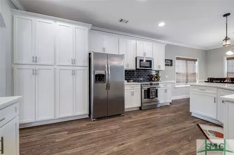 161 Clover Point Cir, Guyton, GA 31312 photo 11