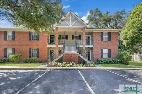 211 Edgewater Dr #32, Savannah, GA 31406