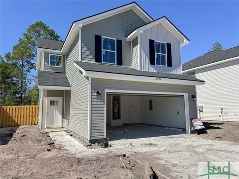 1051 Grayson Ave, Hinesville, GA 31313