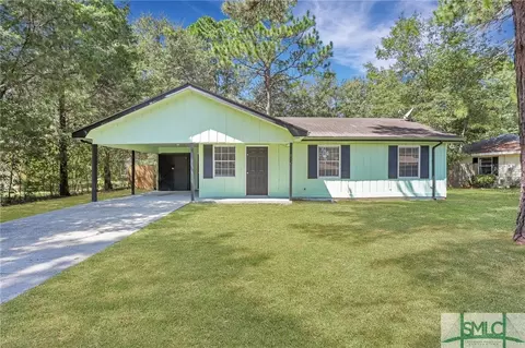 917 Greenbriar Rd, Hinesville, GA 31313